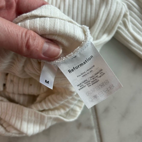 Reformation Cream Ribbed V‑Neck Button‑Front Top - Picture 4 of 4